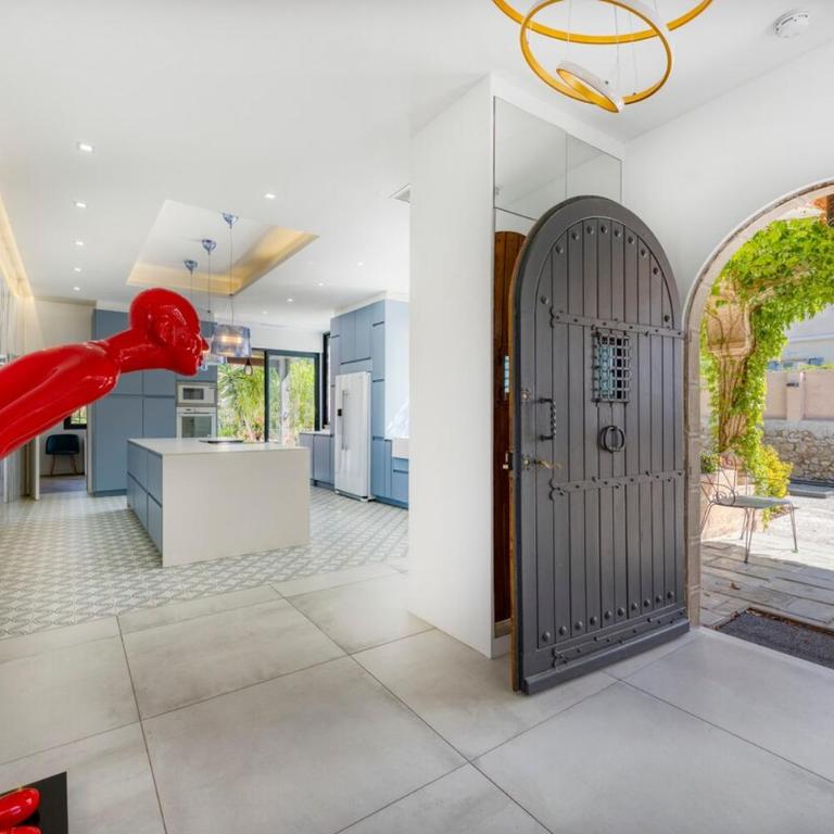Villa Jaliel I Cannes French Riviera I 270m2 I Spa I 10 minutes du centre-ville I 12 personnes - Villa 1 Chambre - 14