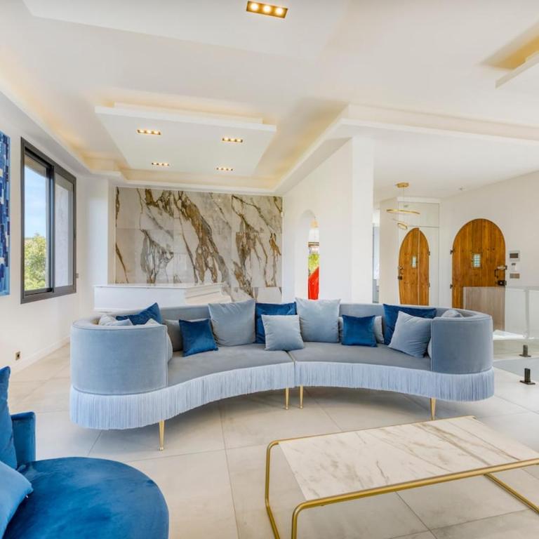 Villa Jaliel I Cannes French Riviera I 270m2 I Spa I 10 minutes du centre-ville I 12 personnes - Villa 1 Chambre - 49