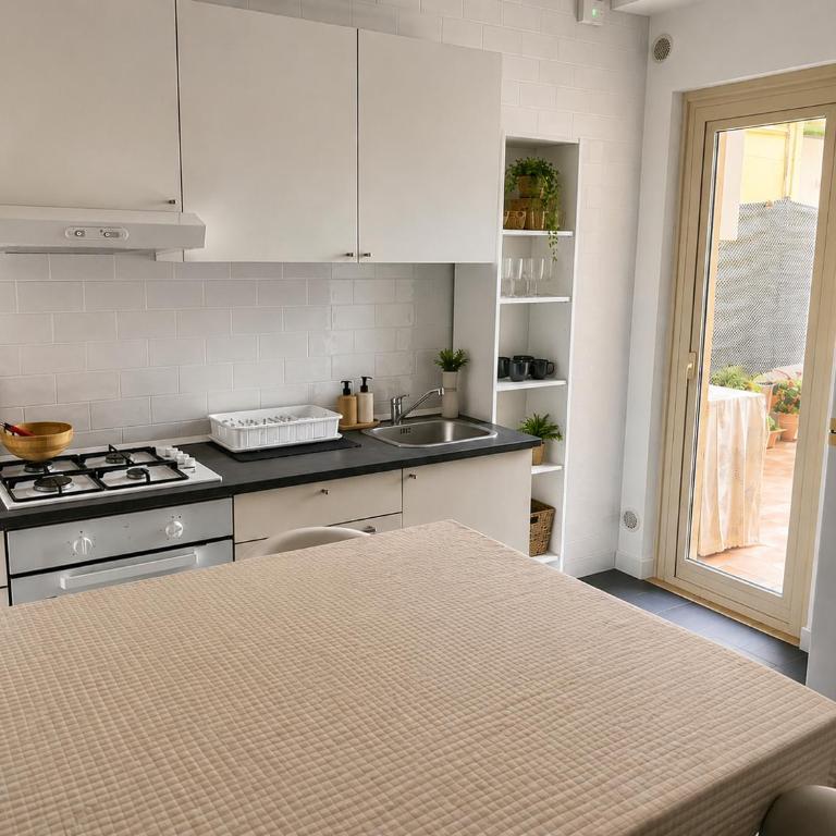 Casa Vitale - Appartamento con Vista Mare - 8