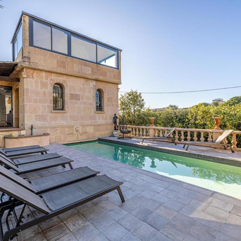 Villa Jaliel I Cannes French Riviera I 270m2 I Spa I 10 minutes du centre-ville I 12 personnes - Villa 1 Chambre - 52