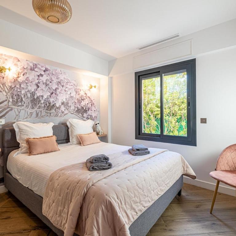 Villa Jaliel I Cannes French Riviera I 270m2 I Spa I 10 minutes du centre-ville I 12 personnes - Villa 1 Chambre - 56