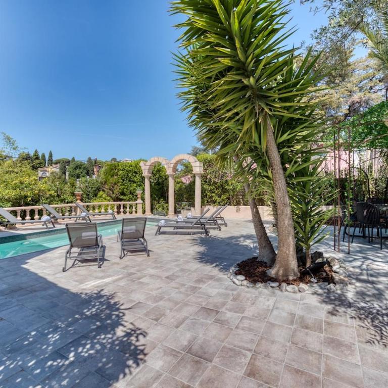 Villa Jaliel I Cannes French Riviera I 270m2 I Spa I 10 minutes du centre-ville I 12 personnes - Villa 1 Chambre - 72