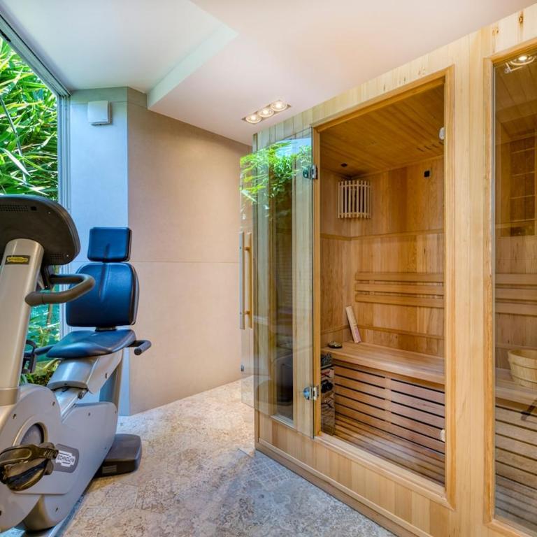 Villa Jaliel I Cannes French Riviera I 270m2 I Spa I 10 minutes du centre-ville I 12 personnes - Villa 1 Chambre - 74
