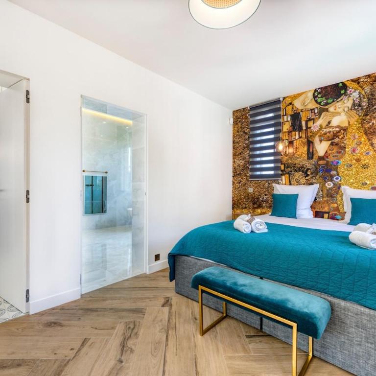Villa Jaliel I Cannes French Riviera I 270m2 I Spa I 10 minutes du centre-ville I 12 personnes - Villa 1 Chambre - 79