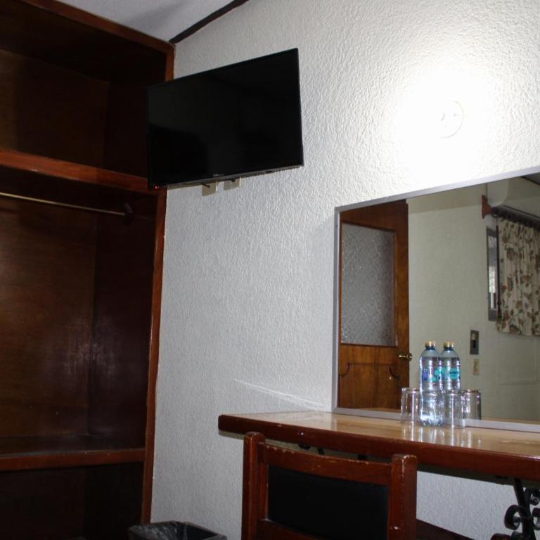 Hotel María de la Luz - Habitación Doble Económica - 6