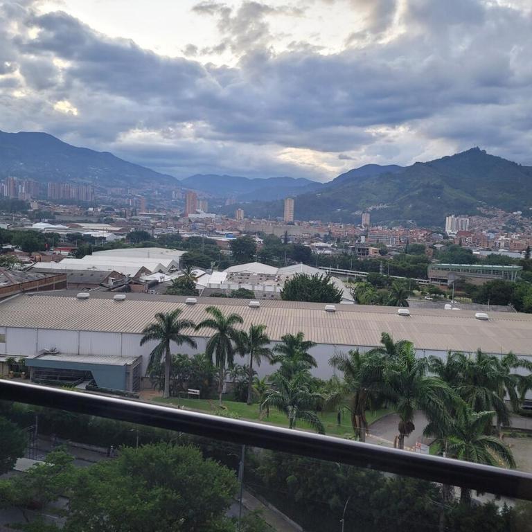 Class 48 en sabaneta, Explora y Relájate, refugio cómodo cerca de Todo - Apartamento de 2 dormitorios - 7