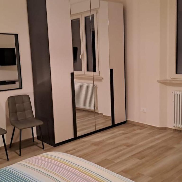 Large renovated apartment in the center of Pisa - Appartamento Premium con 3 Camere da Letto e Balcone - 2