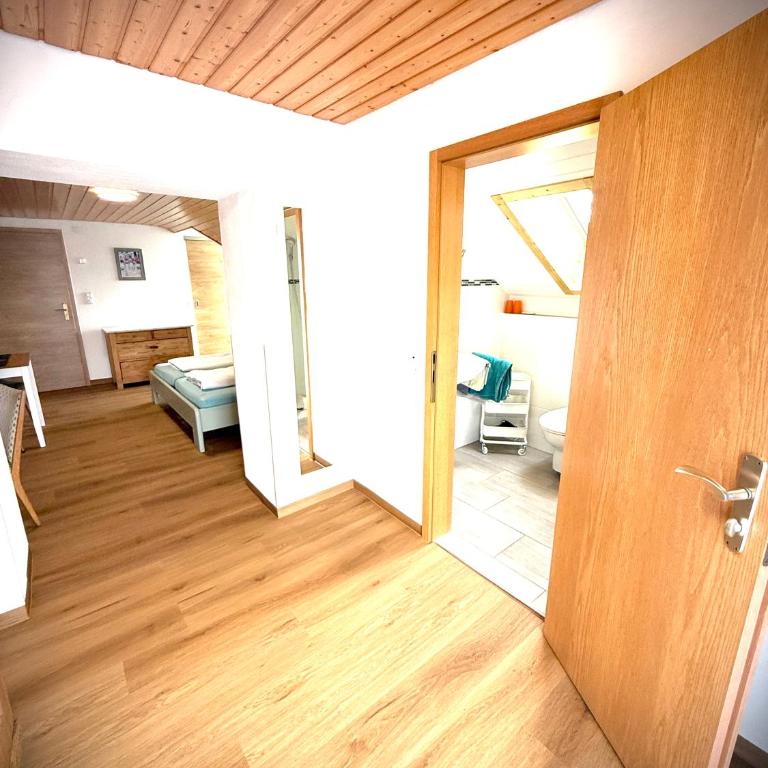 Gästehaus Kling - Apartment mit 1 Schlafzimmer - 13