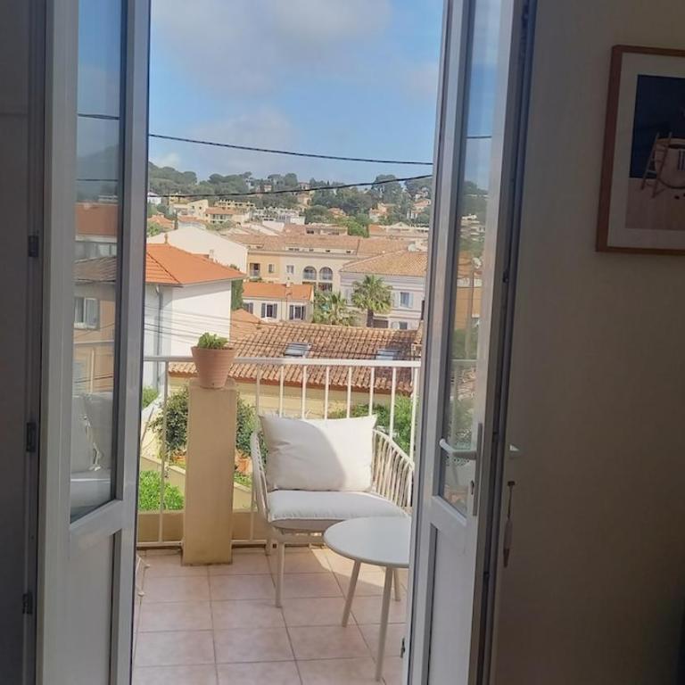 La Cachette - One-Bedroom Apartment - 1