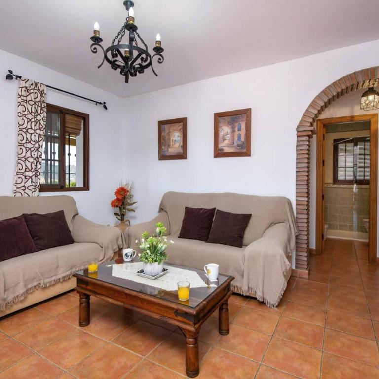 Villa Emilio Sol by Villa Plus - Villa - 16