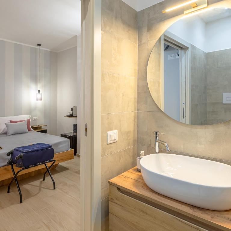 SOAVI Casa Vacanze Luxury Rooms - Standard Double Room - 4