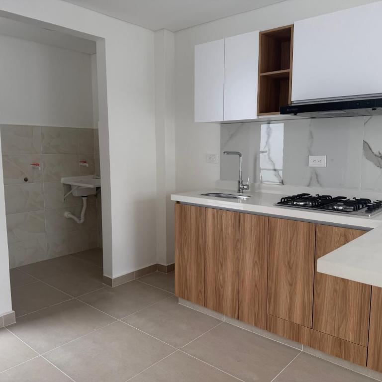 Apartaestudio NUEVO, Confort y ubicación estratégica - Apartamento de 1 dormitorio - 3