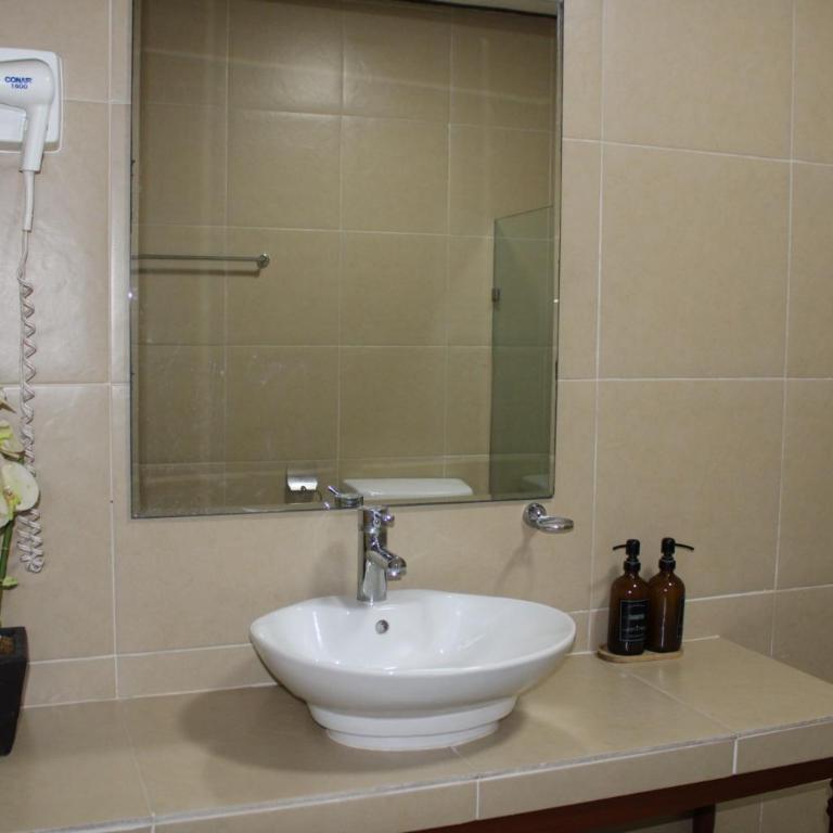 Hotel María de la Luz - Habitación Estándar - Cama extragrande - 6