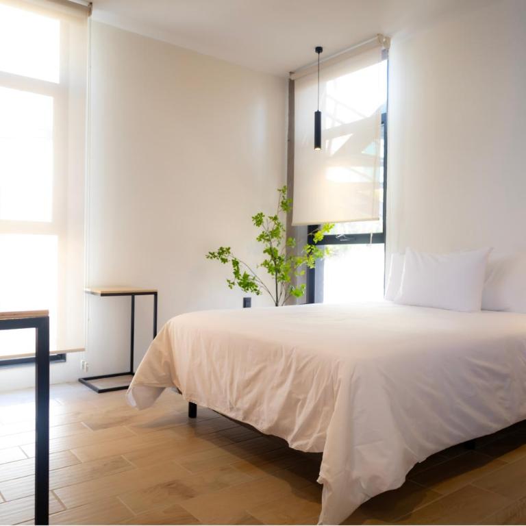 Casa Antena - Three-Bedroom Apartment with Balcony - 25