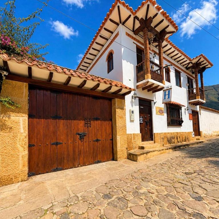 Hotel El Peregrino De La Villa - Habitación Triple Confort - 2