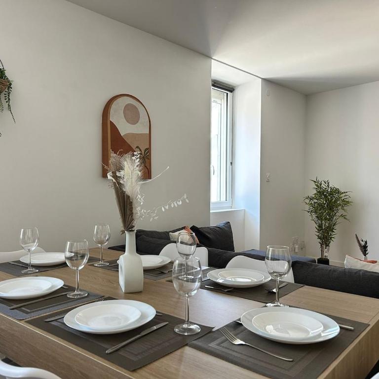 La Riviera, spacieux, sur les bords de Vienne - Two-Bedroom Apartment - 4