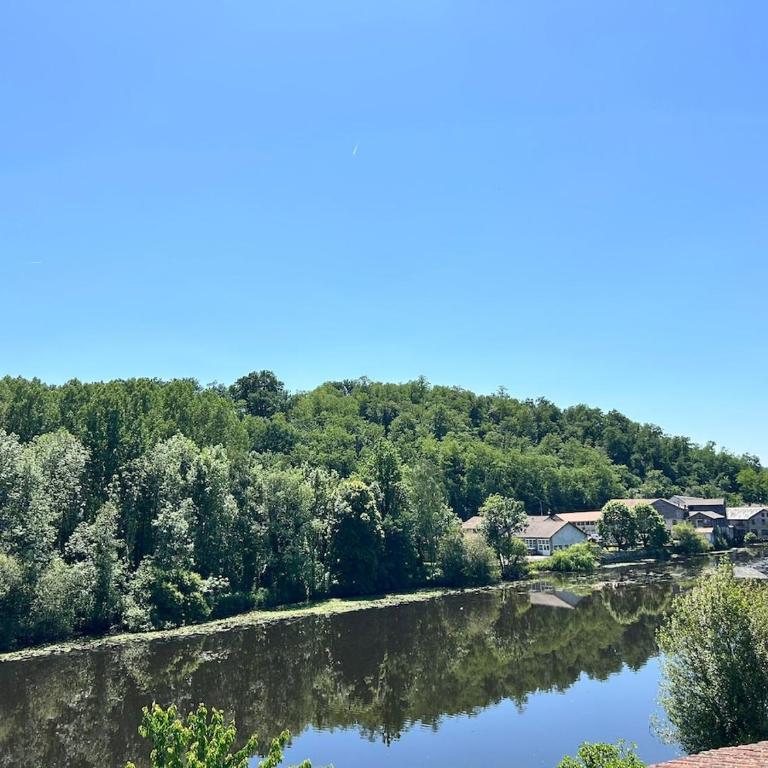 La Riviera, spacieux, sur les bords de Vienne - Two-Bedroom Apartment - 3