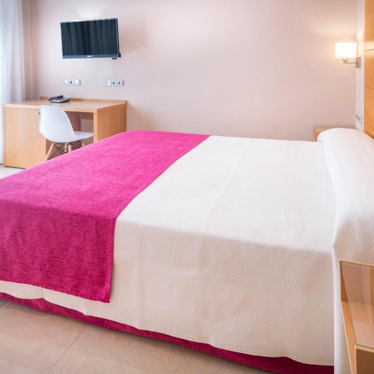 Mediterraneo Bay Hotel & Resort - Double Room - 4