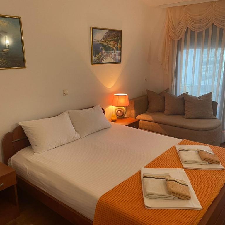 Apartments Anjin Dvor - Deluxe Doppelzimmer mit Balkon - 8
