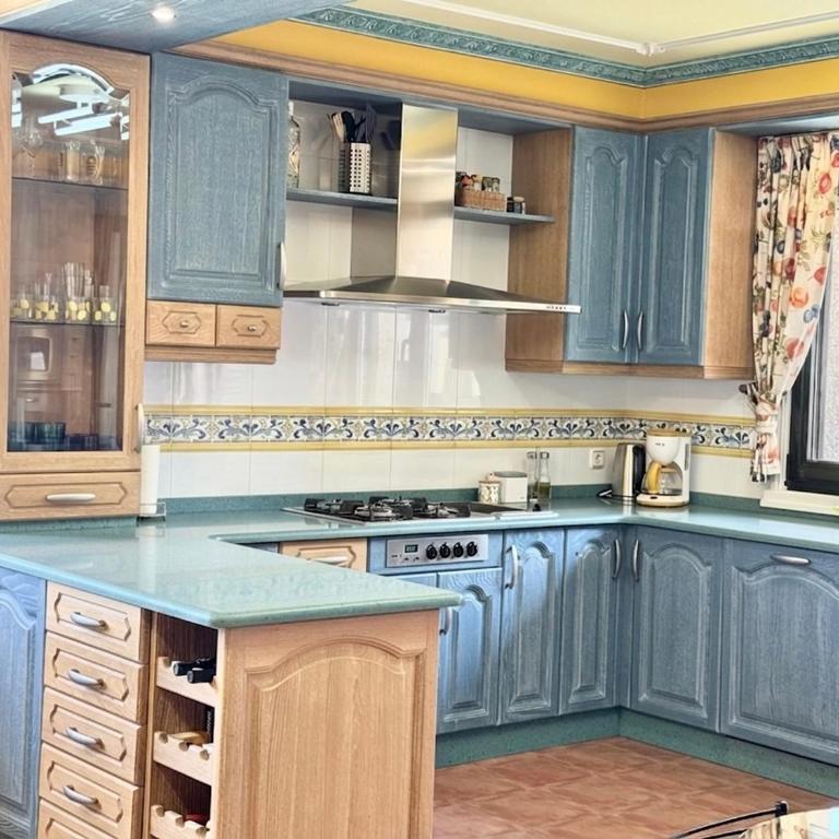 La Pepa Sanxenxo - Three-Bedroom House - 12