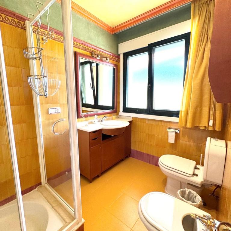 La Pepa Sanxenxo - Three-Bedroom House - 22