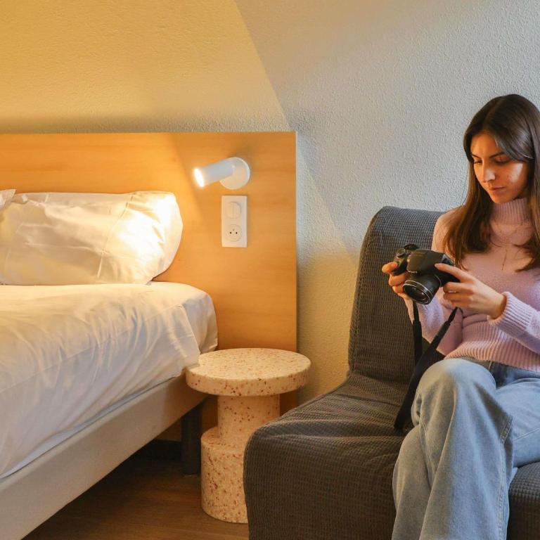Hotel ibis budget Aix Les Bains - Grésy - Chambre Familiale avec Lit Double et Canapé-Lit - 4