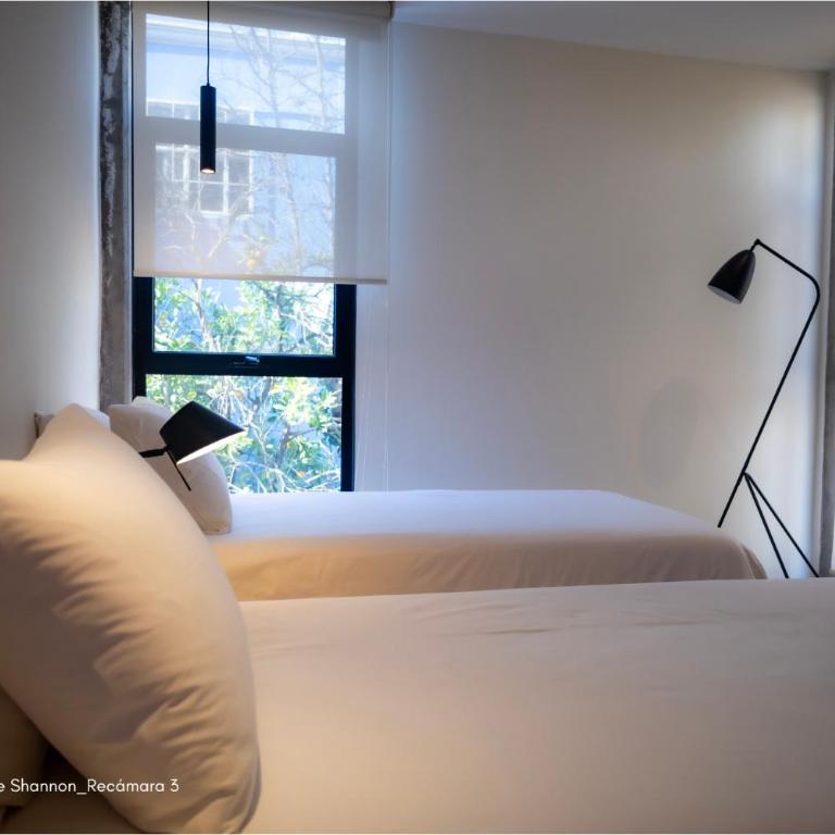 Casa Antena - Three-Bedroom Apartment with Balcony - 35