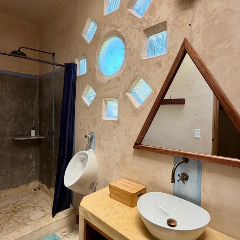 Casa del Tunel Lodge in Getsemani - Double or Twin Room with Balcony - 8