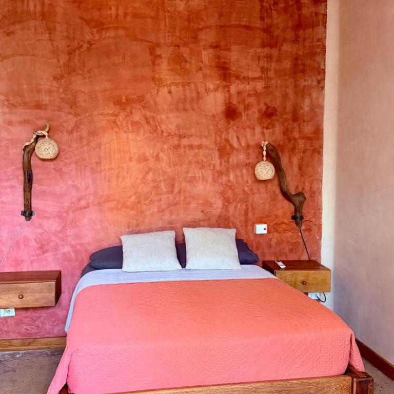 Casa del Tunel Lodge in Getsemani - Deluxe Double or Twin Room with Balcony - 13