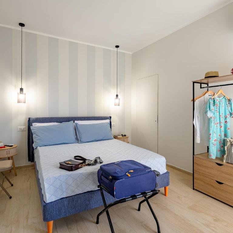 SOAVI Casa Vacanze Luxury Rooms - Deluxe Double Room with Balcony and Sea View - 10