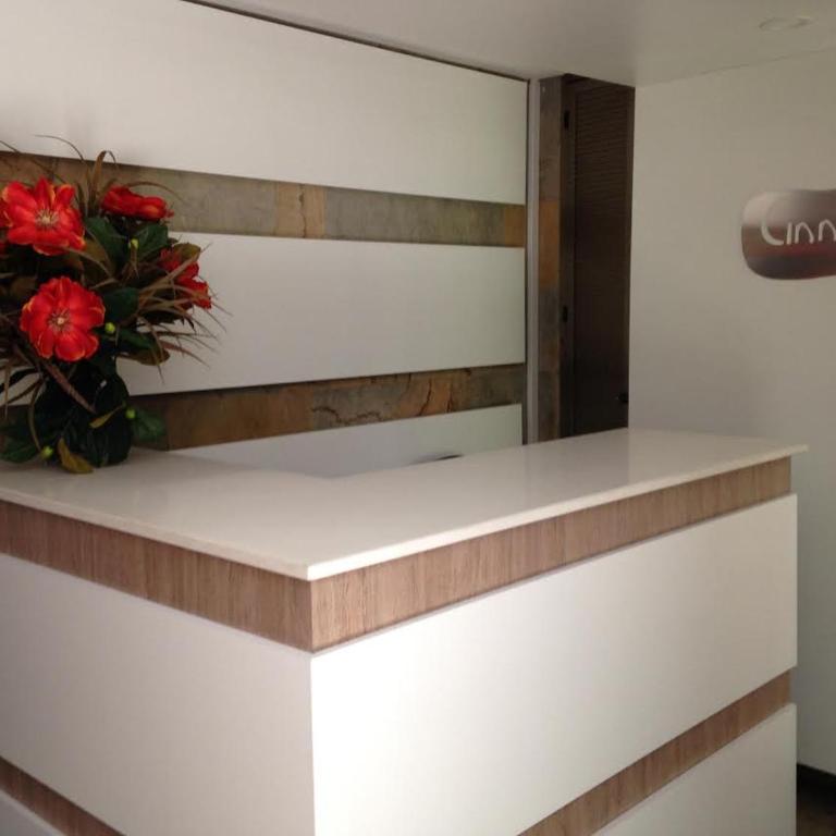 Amoblados Medellin Poblado Patio Bonito - Apartamento Estudio con balcón - 5