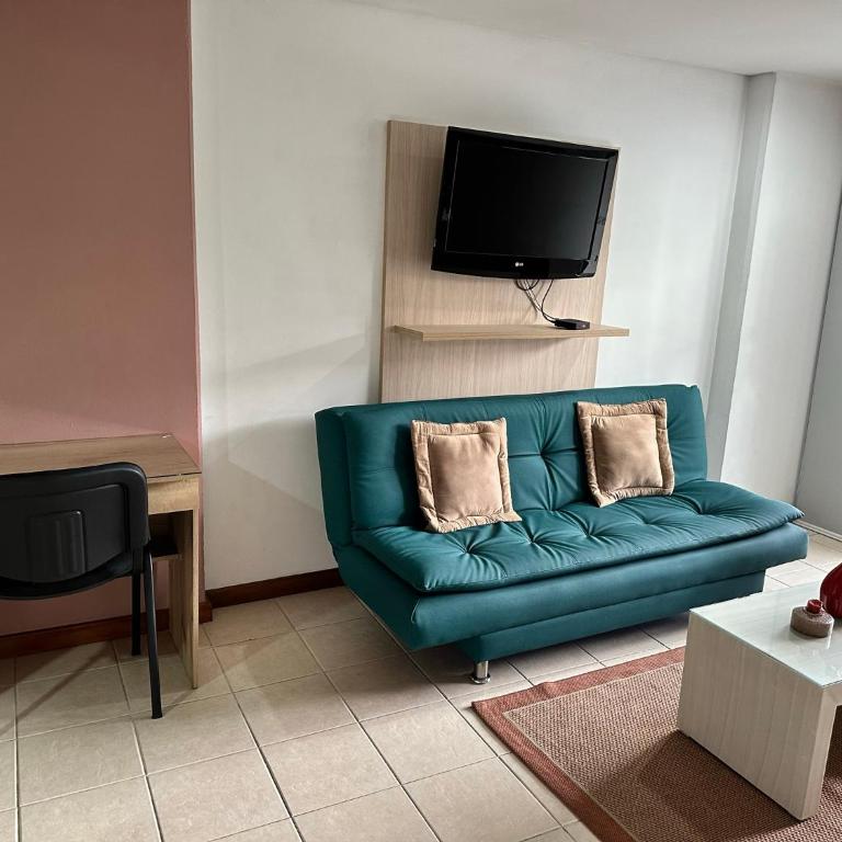 Amoblados Medellin Poblado Patio Bonito - Apartamento Estudio con balcón - 13
