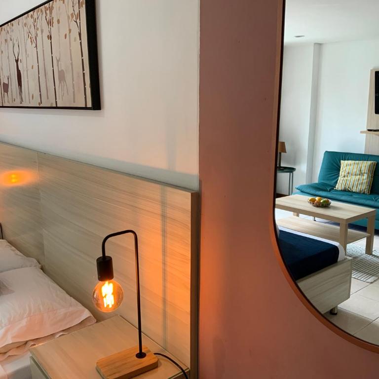 Amoblados Medellin Poblado Patio Bonito - Apartamento Estudio con balcón - 12
