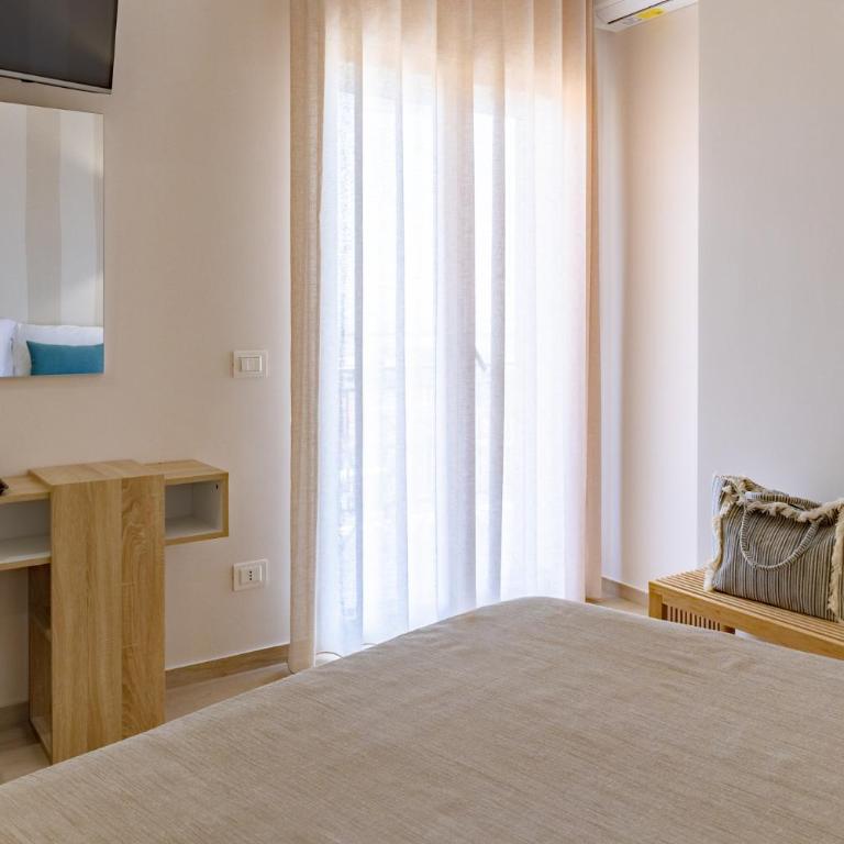 SOAVI Casa Vacanze Luxury Rooms - Triple Room with Private Bathroom - 14