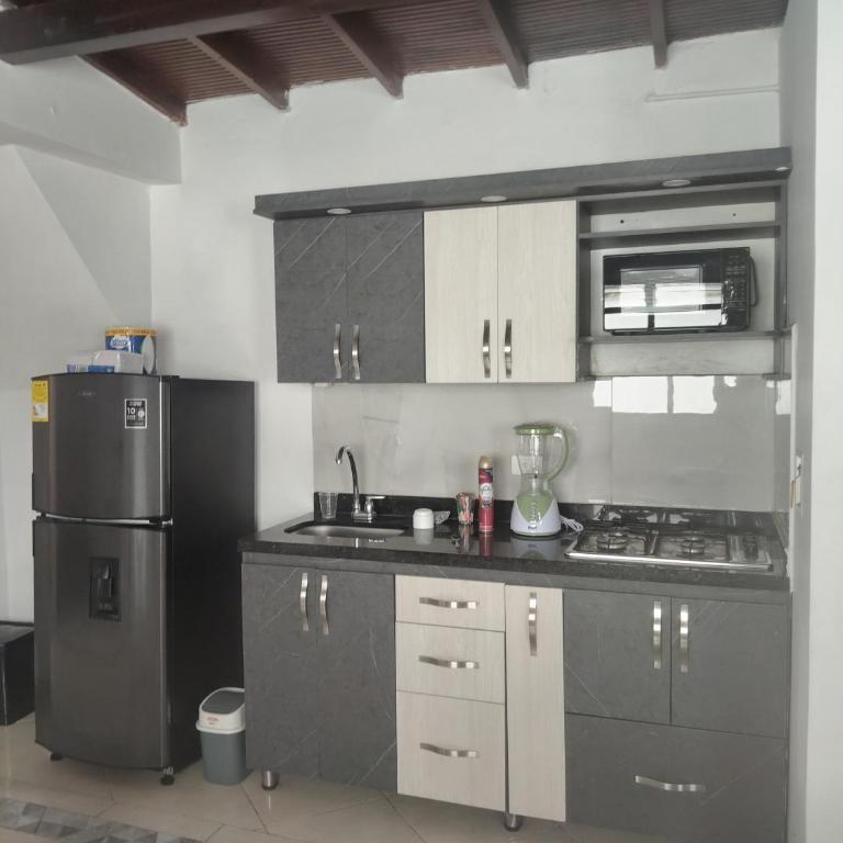 Apartamento Amoblado en Laureles Medellín Cerca a Unicentro - Apartamento de 2 dormitorios - 2