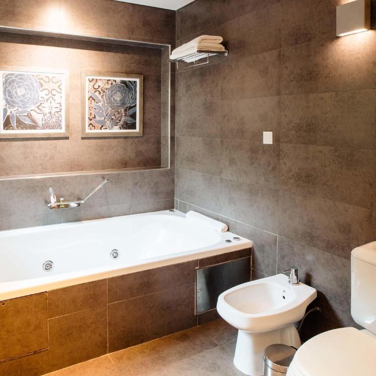 Mercure Iguazu Hotel Iru - Junior Suite with Double Bed and Sofa Bed - 3