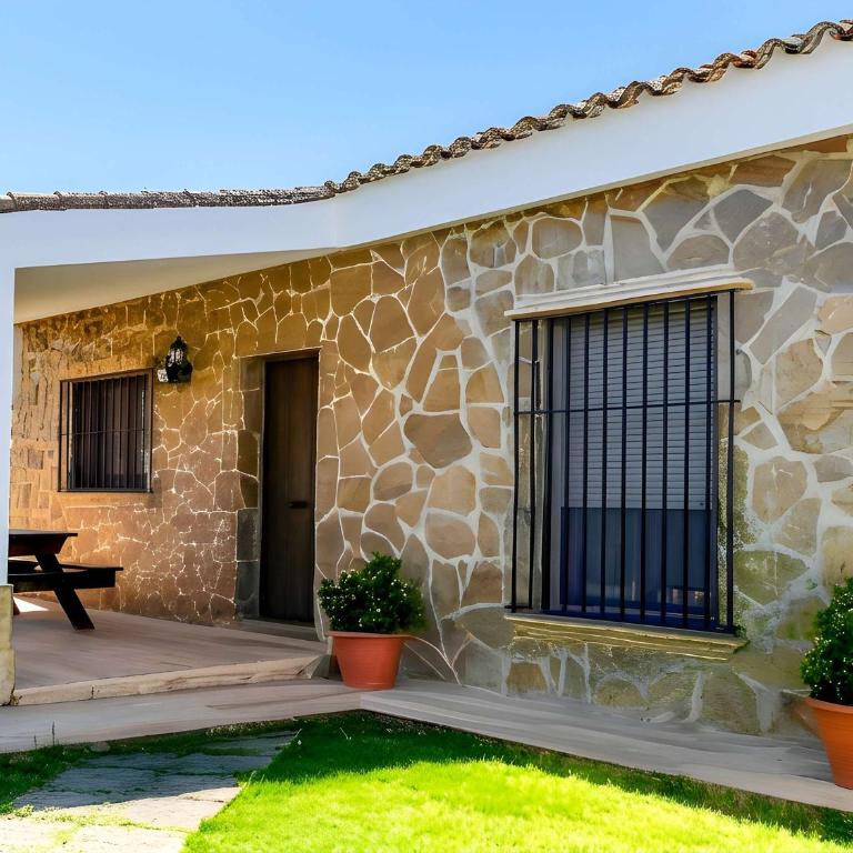 Casa con jardin privado piscina compartida garaje incluido - Ferienhaus - 3