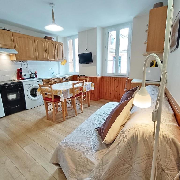 Le Chamayou - wifi - proche télécabine - centre Luchon - Apartamento de 2 dormitorios - 1