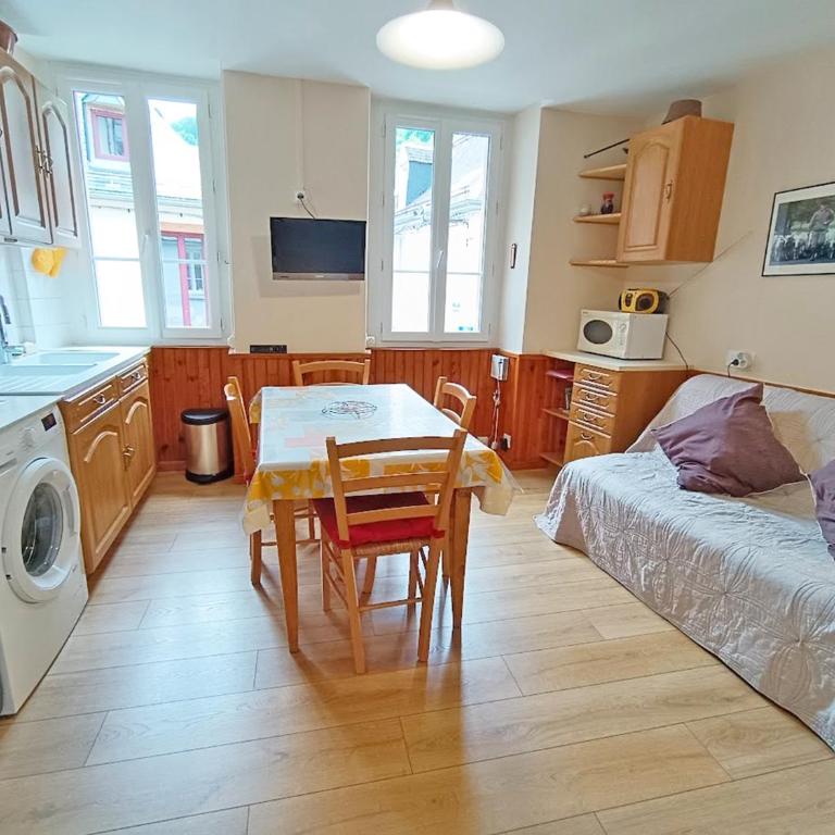 Le Chamayou - wifi - proche télécabine - centre Luchon - Apartamento de 2 dormitorios - 26