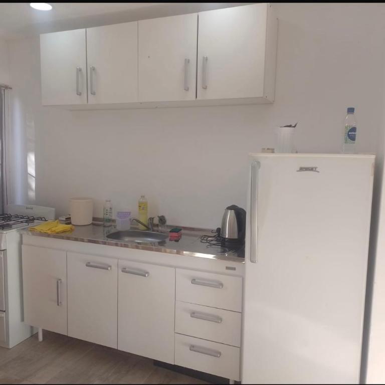 Depto zona Luro y Malvinas - One-Bedroom Apartment - 6