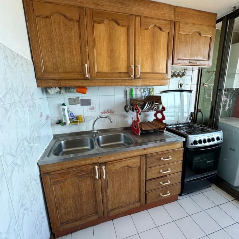Comodo Departamento Frente Al Mar Viña Del Mar - Apartamento de 3 dormitorios - 2