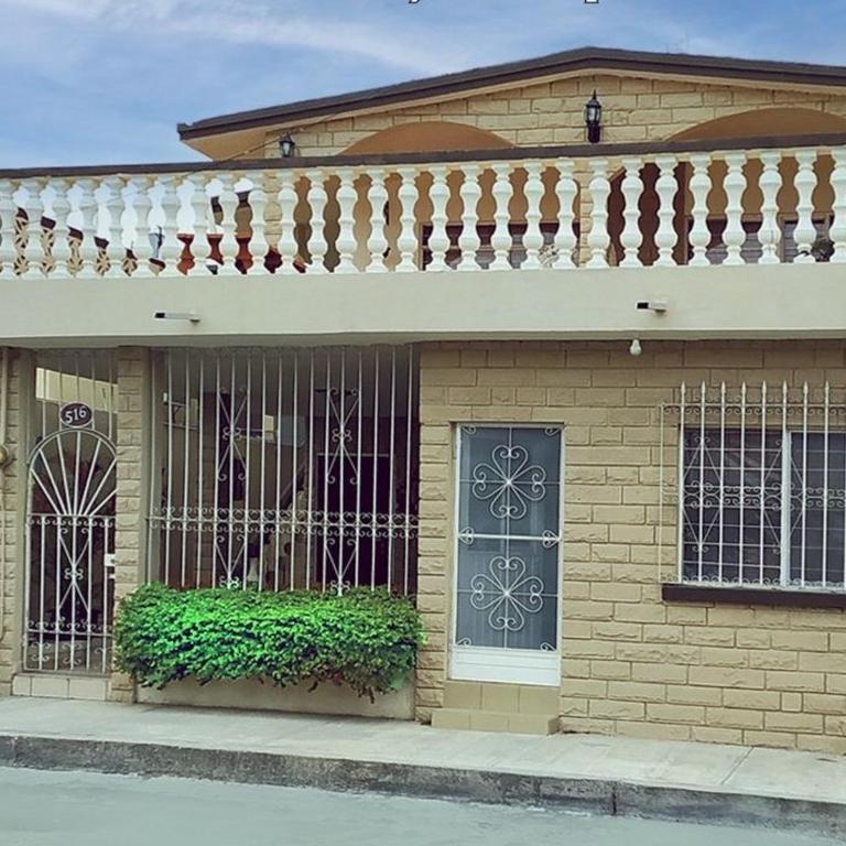 Okaeri Home - Three-Bedroom Apartment - 1