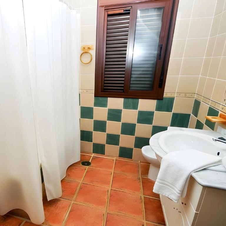 Casa con jardin privado piscina compartida garaje incluido - Ferienhaus - 19