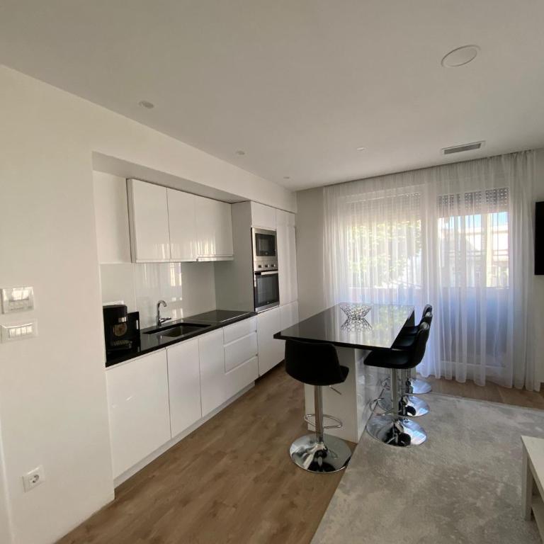 Stan Ilidža - Apartman sa 2 Spavaće Sobe - 1