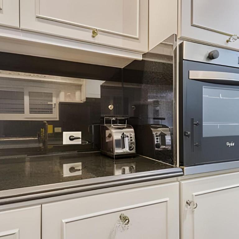 Espacioso 3BR y 2 Terrazas Cerca de Parques - Apartamento Deluxe de 3 dormitorios - 14