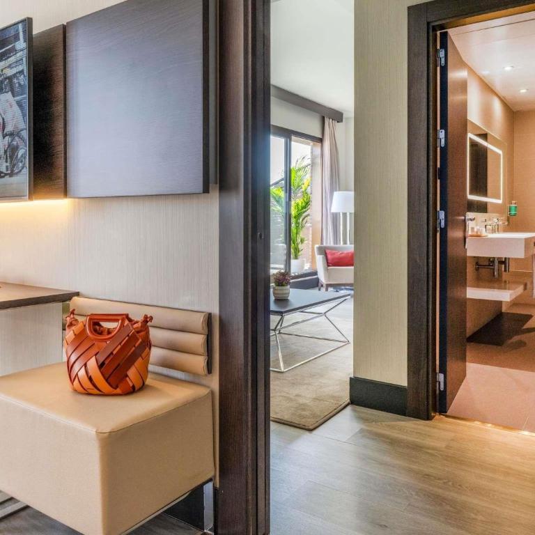 Novotel Madrid Center - Superior King Suite - 4