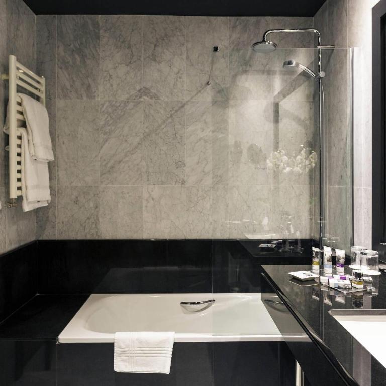 Hotel Mercure Jardines de Albia - Standard Double Room - 2
