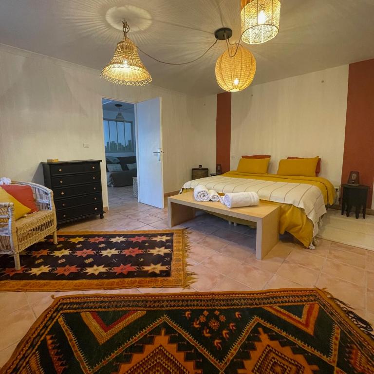 Jolie maison de ville, parking et jardin privés - Casa con 2 Camere da Letto - 10