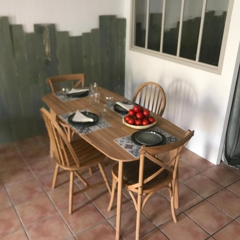 Jolie maison de ville, parking et jardin privés - Casa con 2 Camere da Letto - 7
