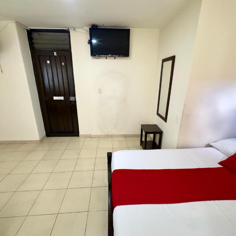 Hotel Tucan Pereira - Standard Double Room - 4